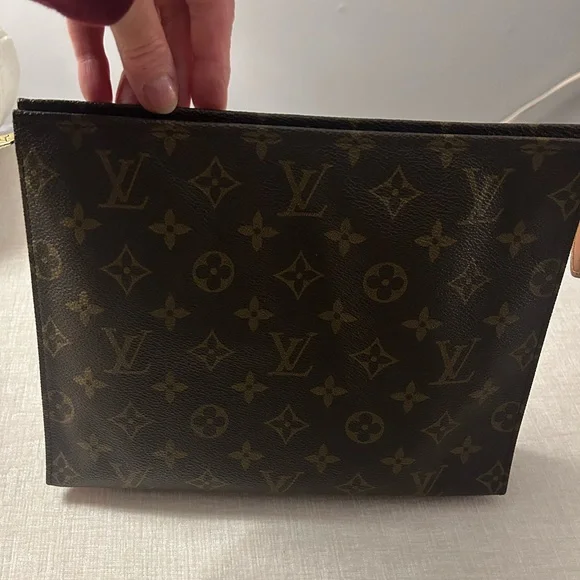 Louis Vuitton Authentic Vintage Monogram Canvas Pouch Cosmetic Bag Clutch - Picture 2 of 12